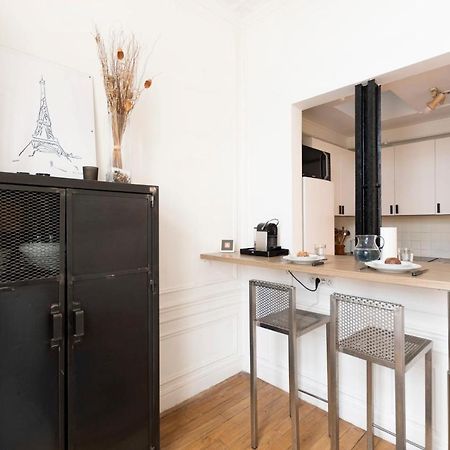 Guestready - Lovely Bright Flat With Private Patio Paris Ngoại thất bức ảnh