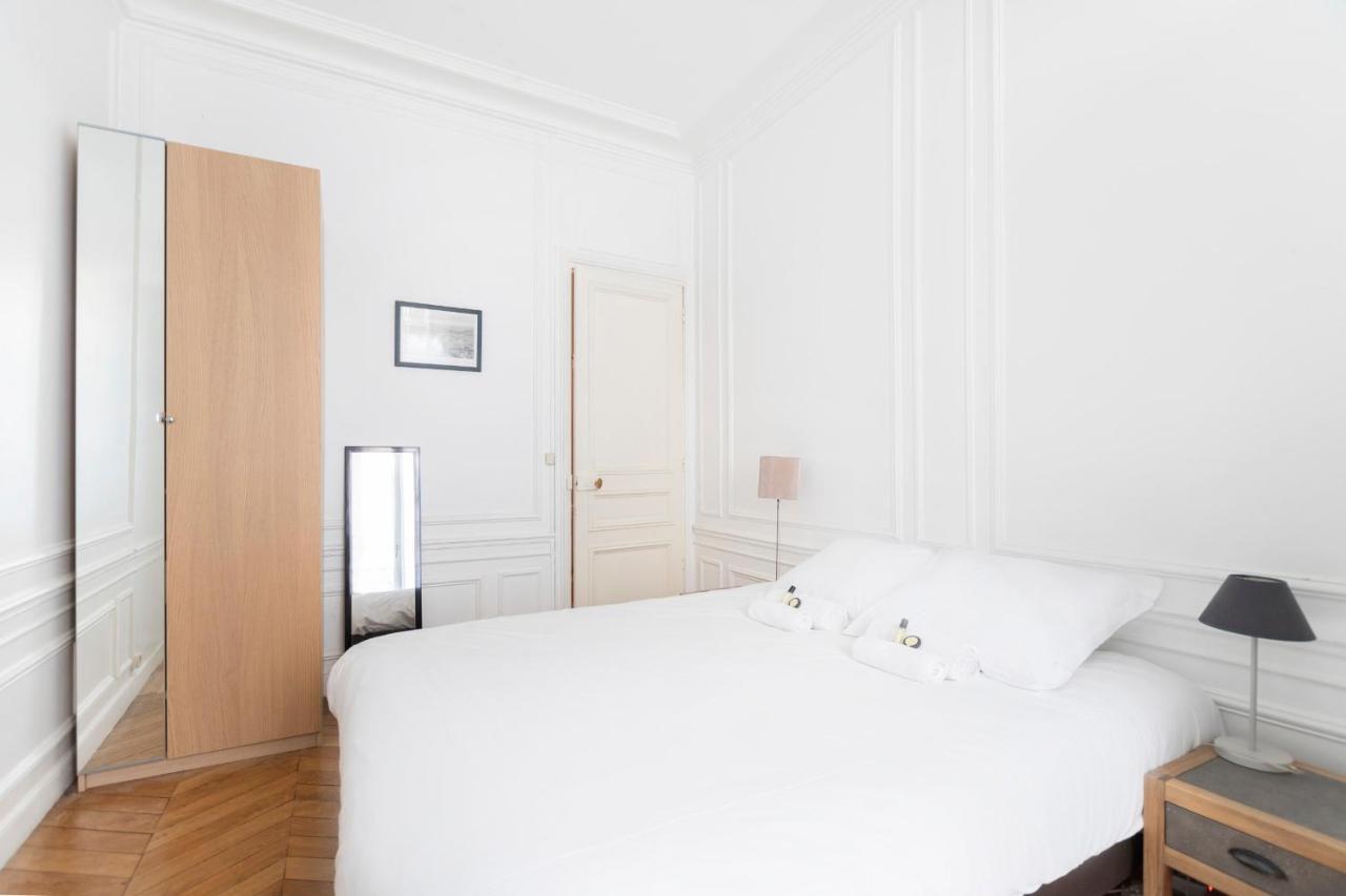 Guestready - Lovely Bright Flat With Private Patio Paris Ngoại thất bức ảnh